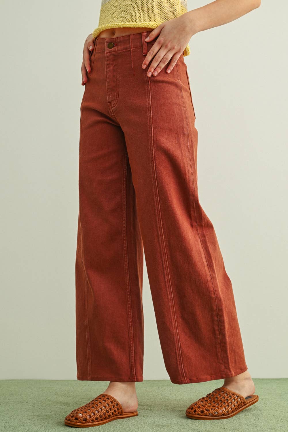 Wide Leg Stretch Pant