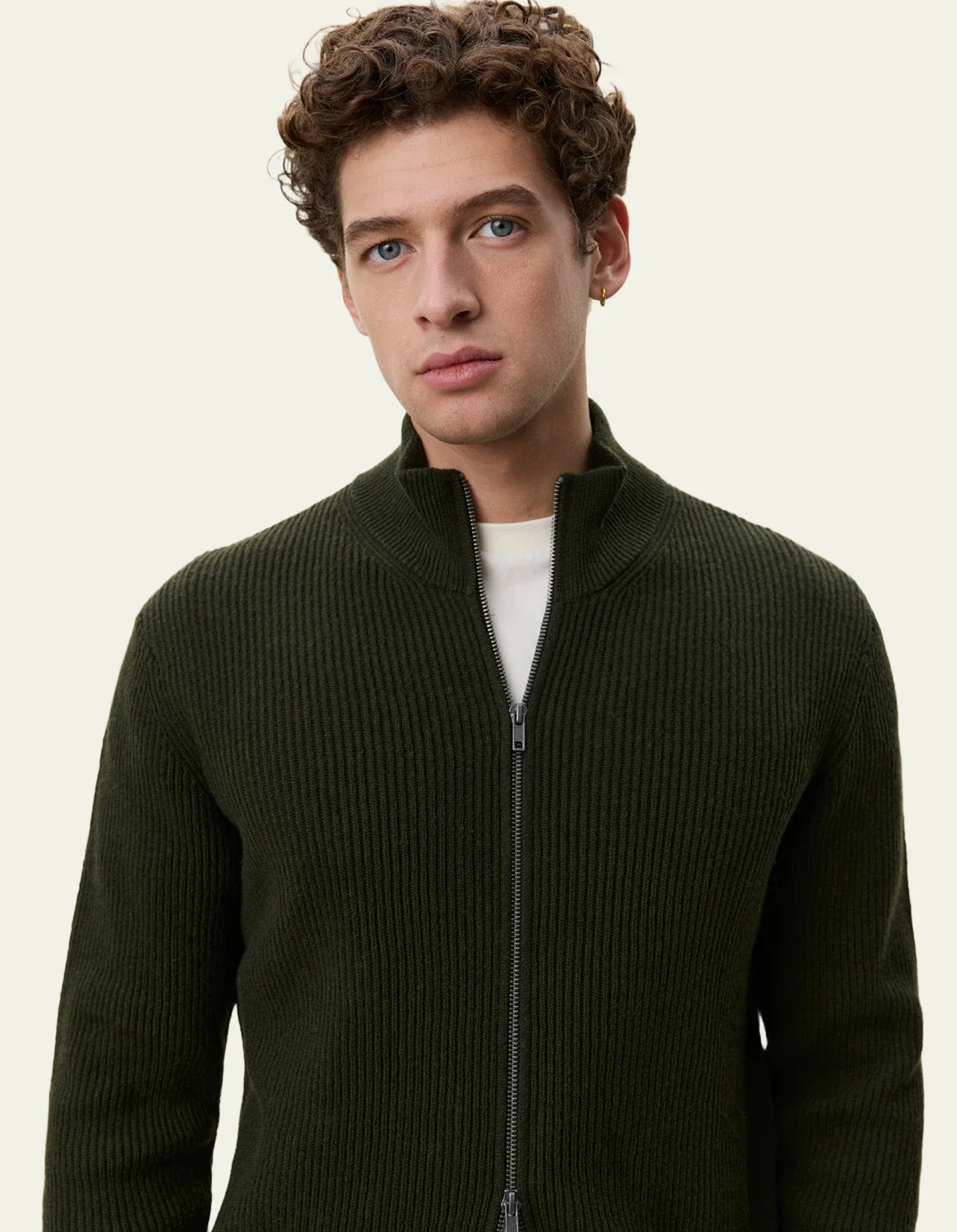 Wool Rib Zipper Knit