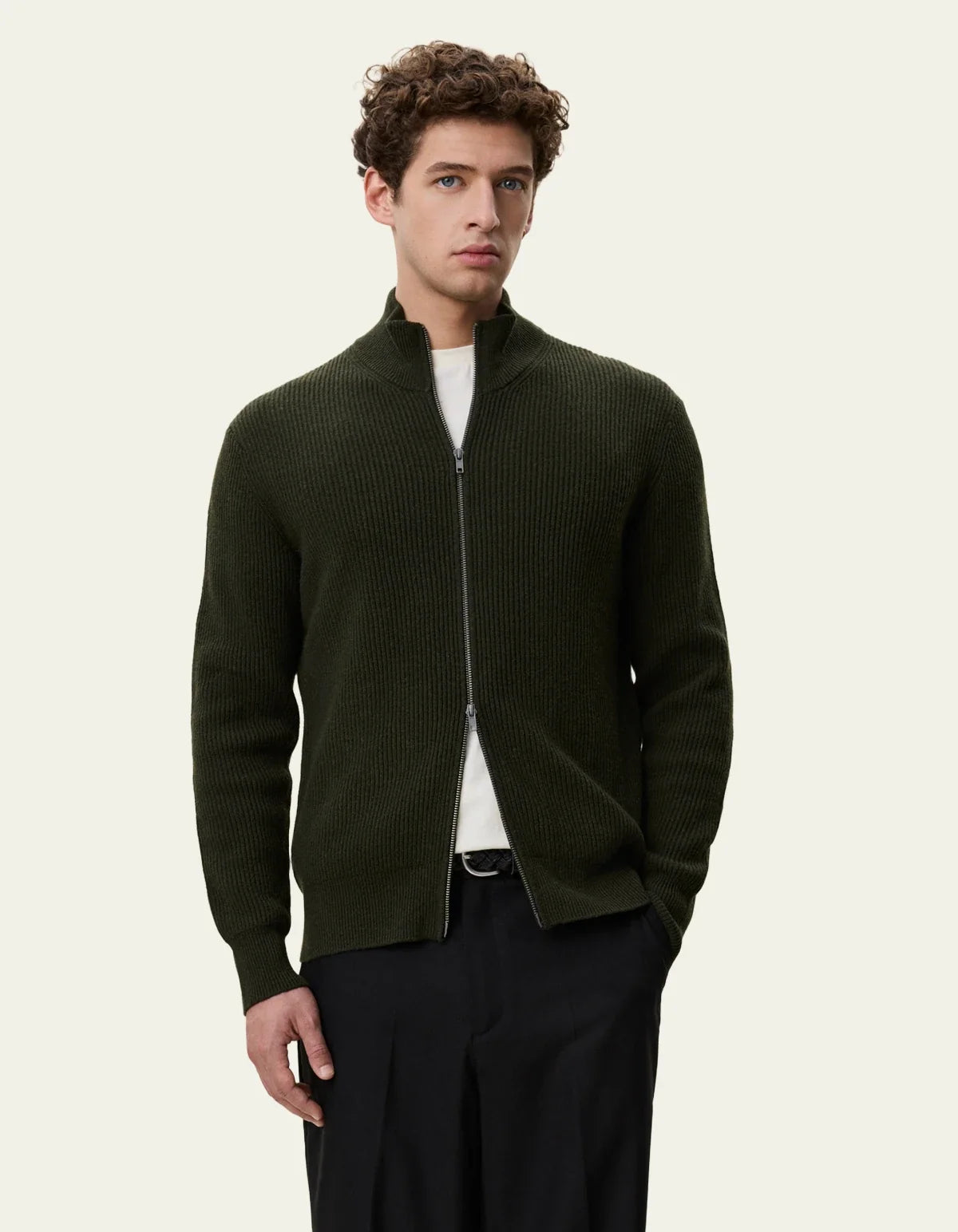 Wool Rib Zipper Knit