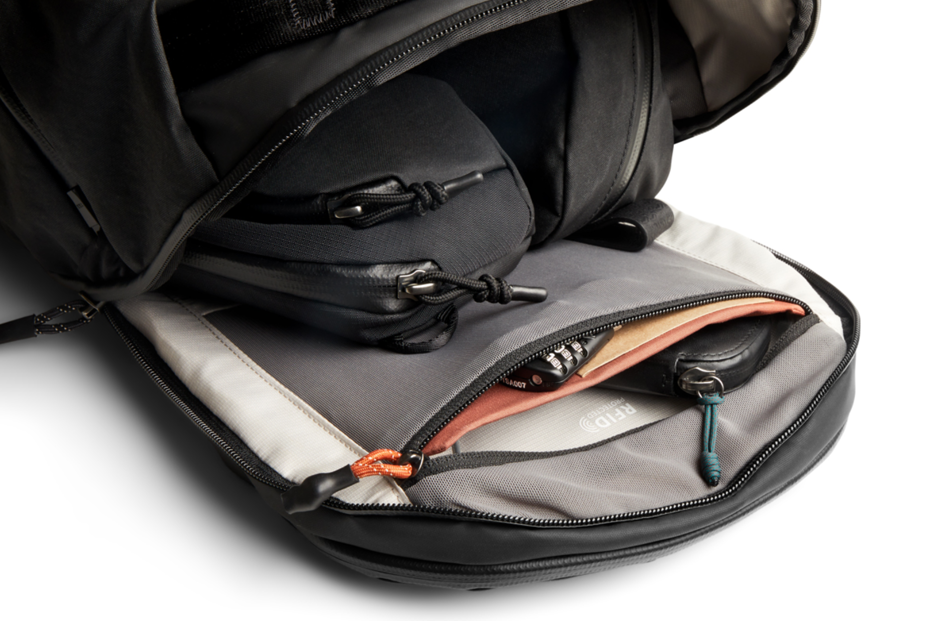 Venture Travel Pack 26L - ACME FINE GOODS