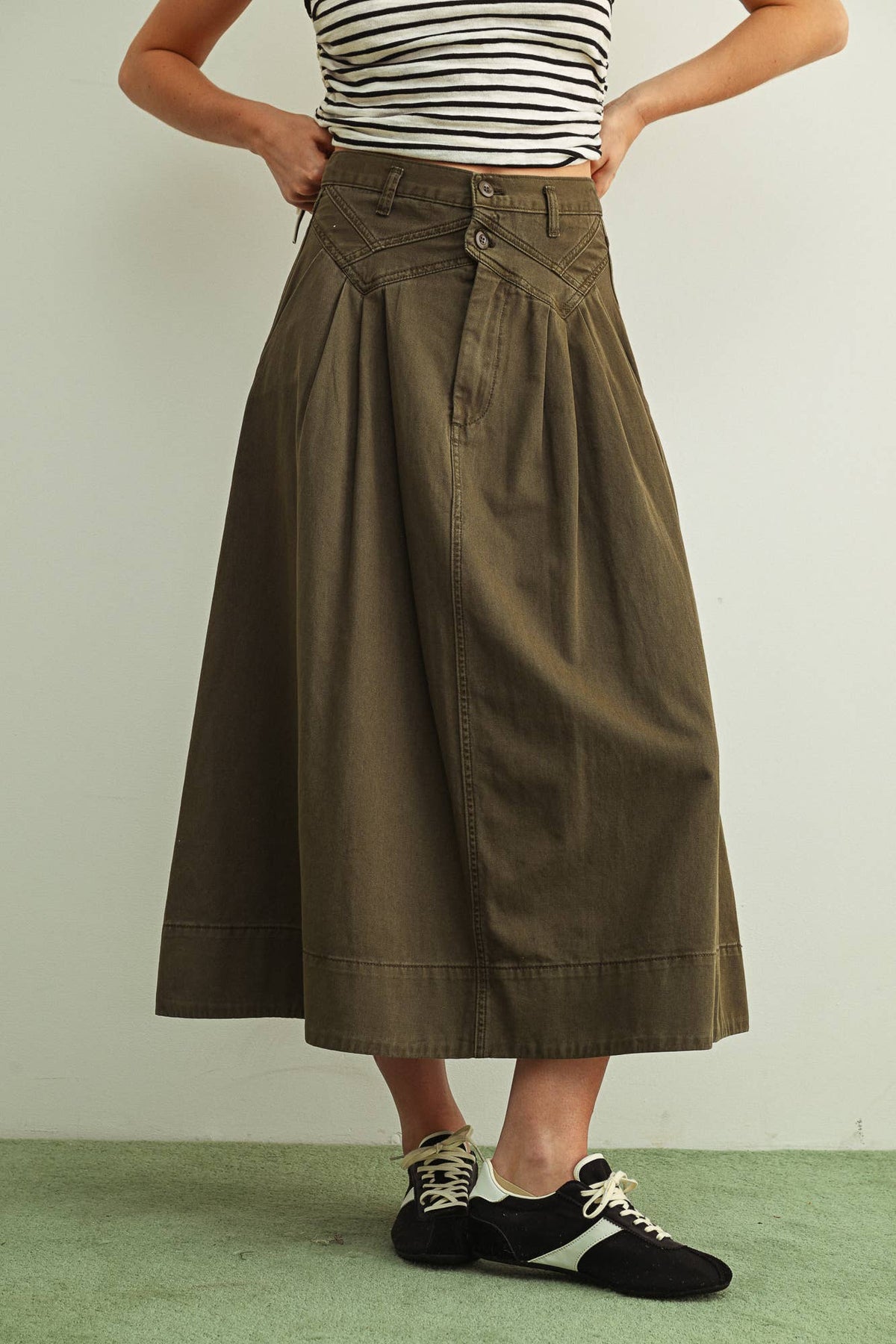 Mini Pleat Long Skirt
