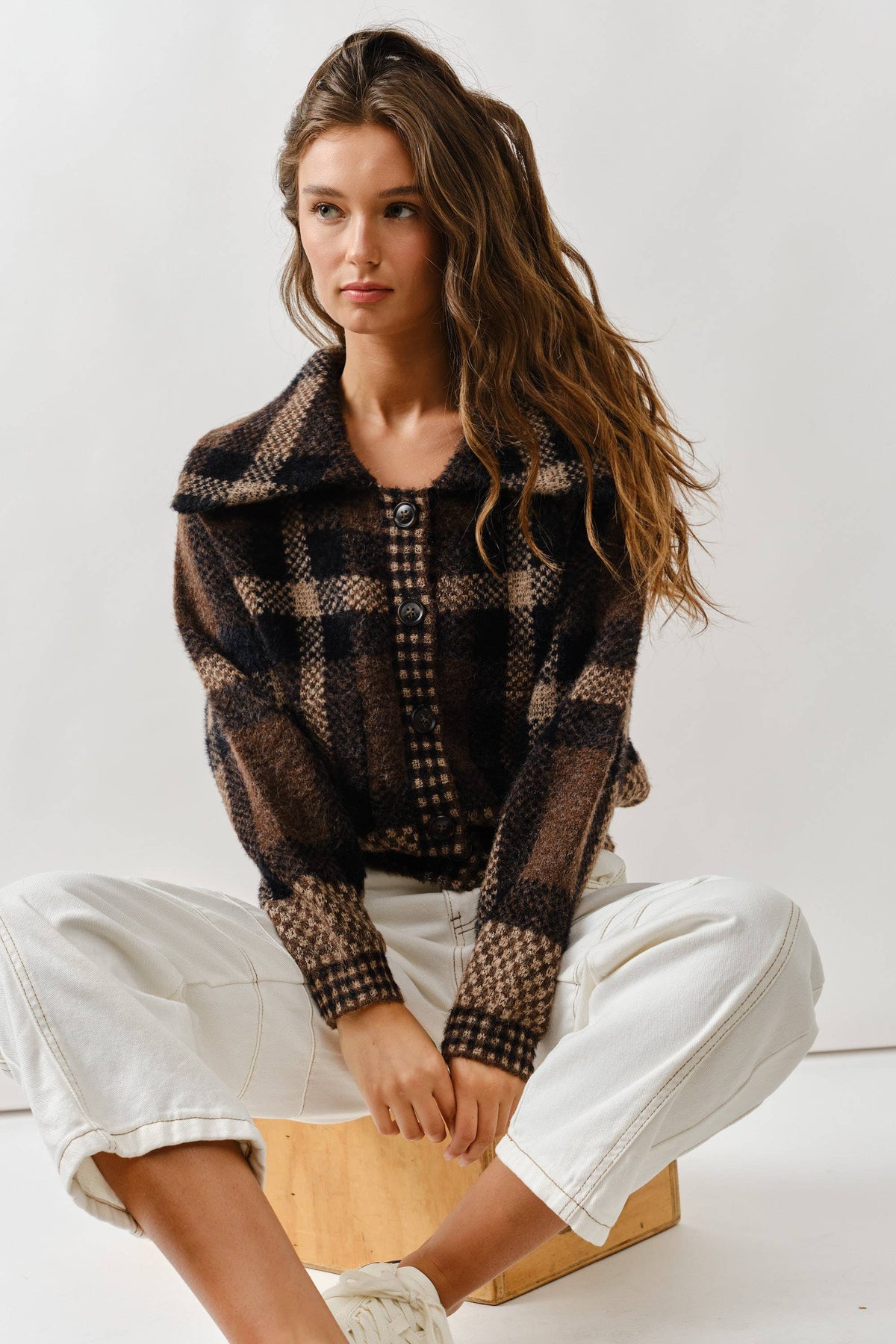 MAJ3293 PLAID BUTTON DOWN CARDIGAN - ACME FINE GOODS