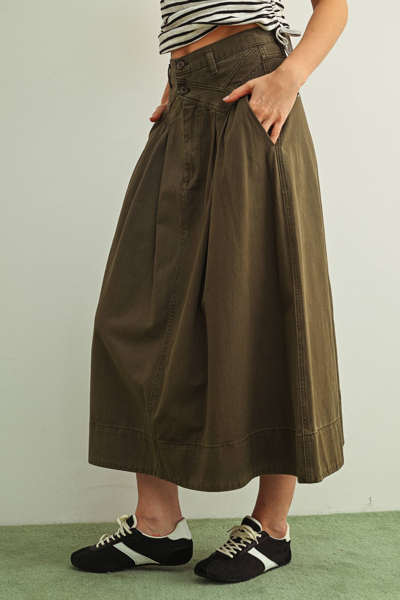 Mini Pleat Long Skirt