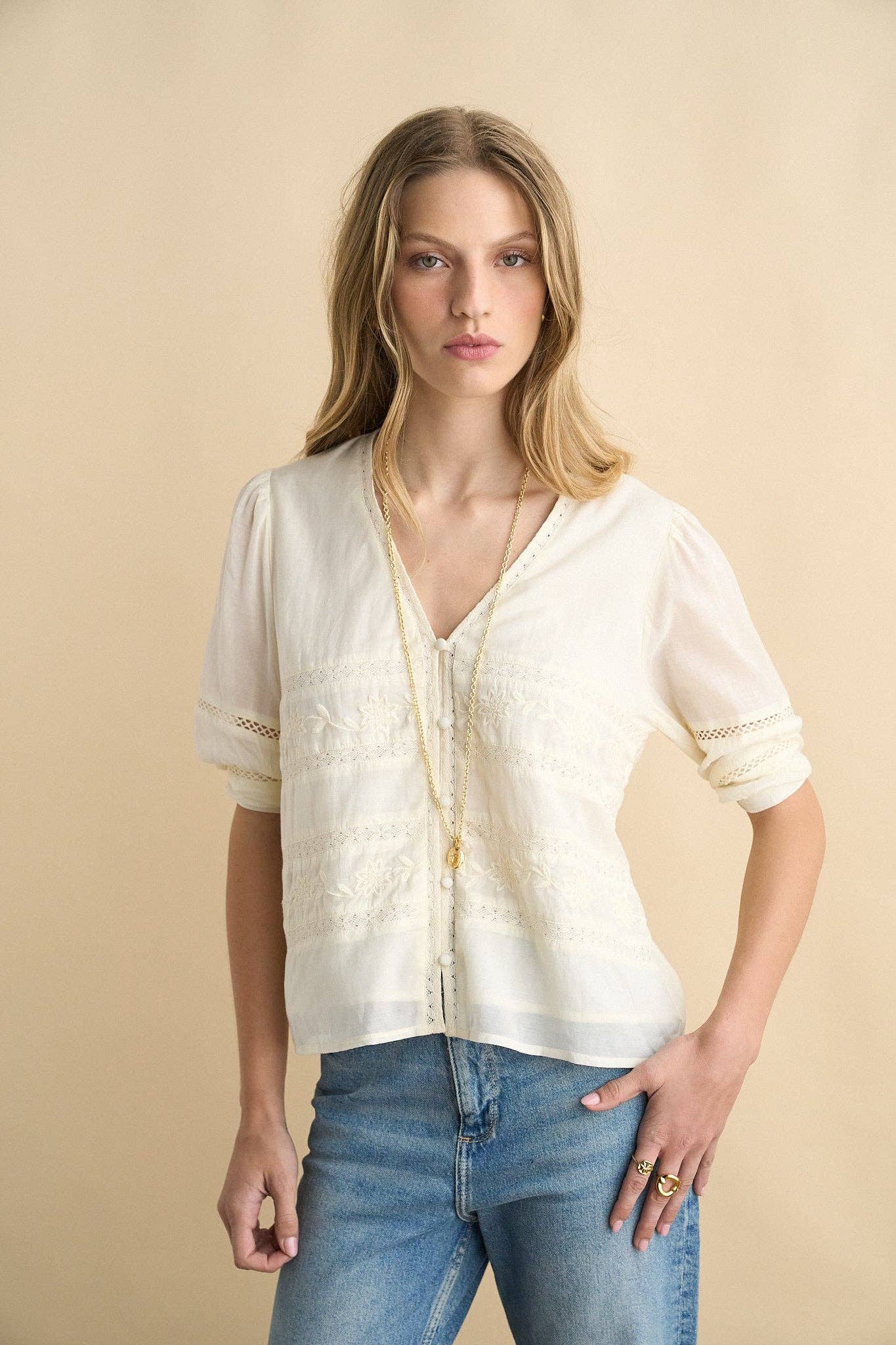 Kala blouse ecru - ACME FINE GOODS
