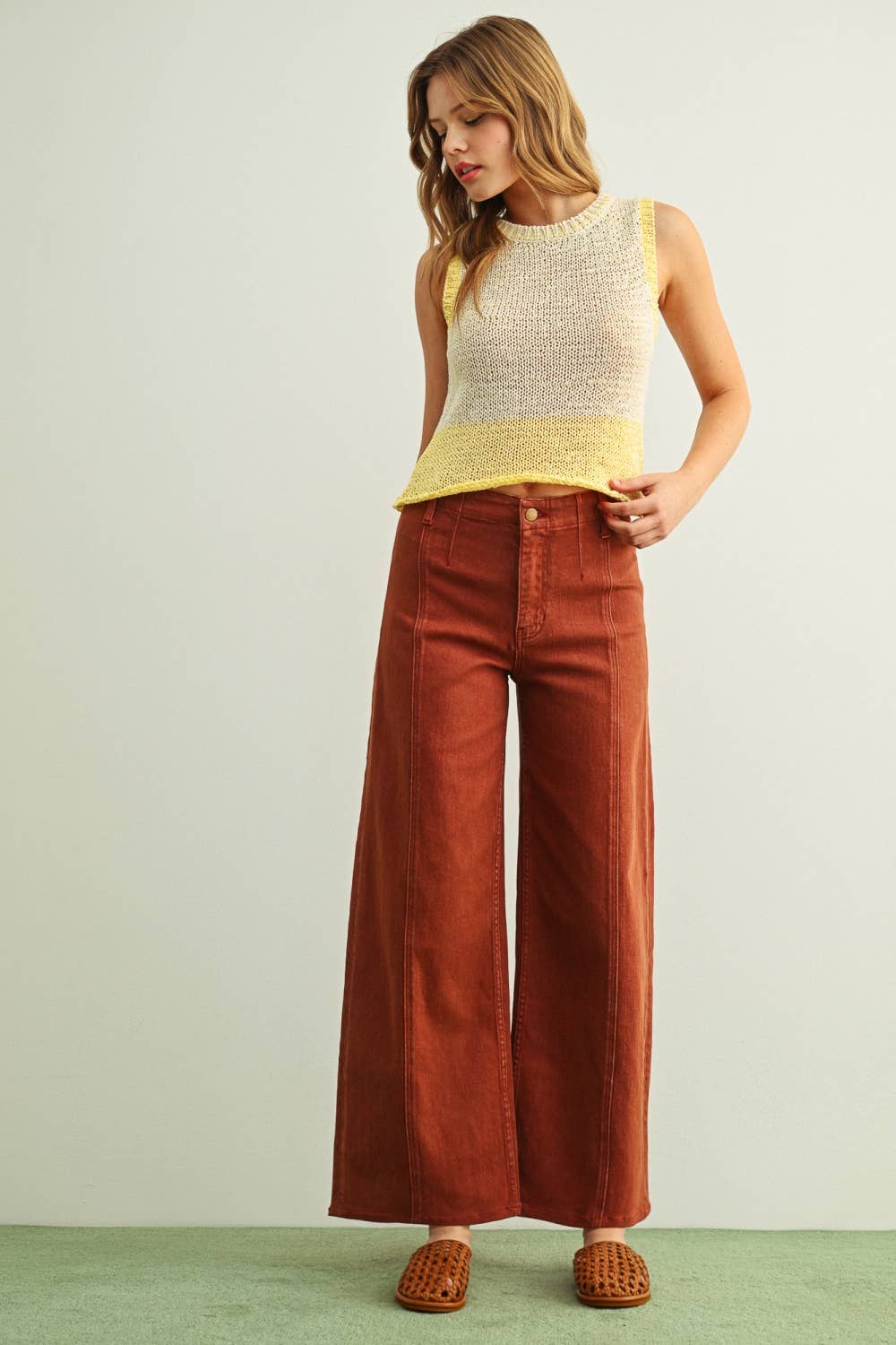 Wide Leg Stretch Pant