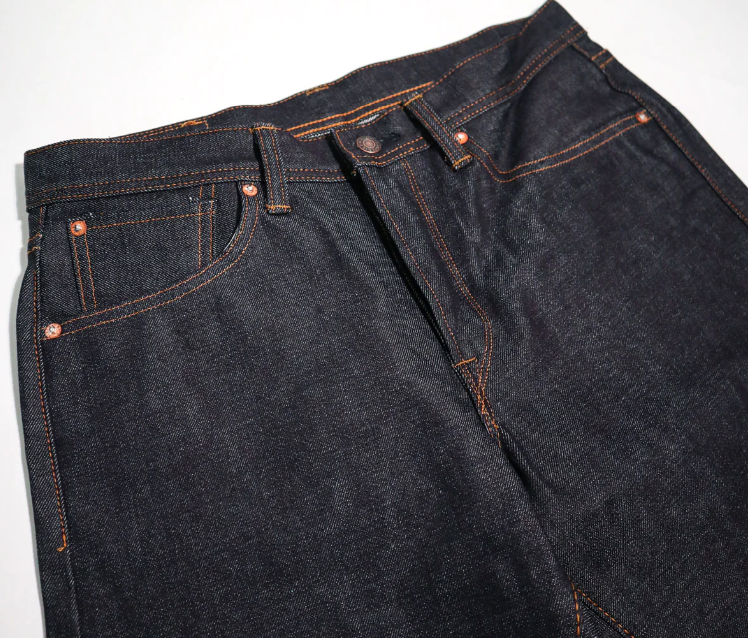 AKT33 Dry Indigo 13.5oz Rainbow Selvedge Denim Regular Taper