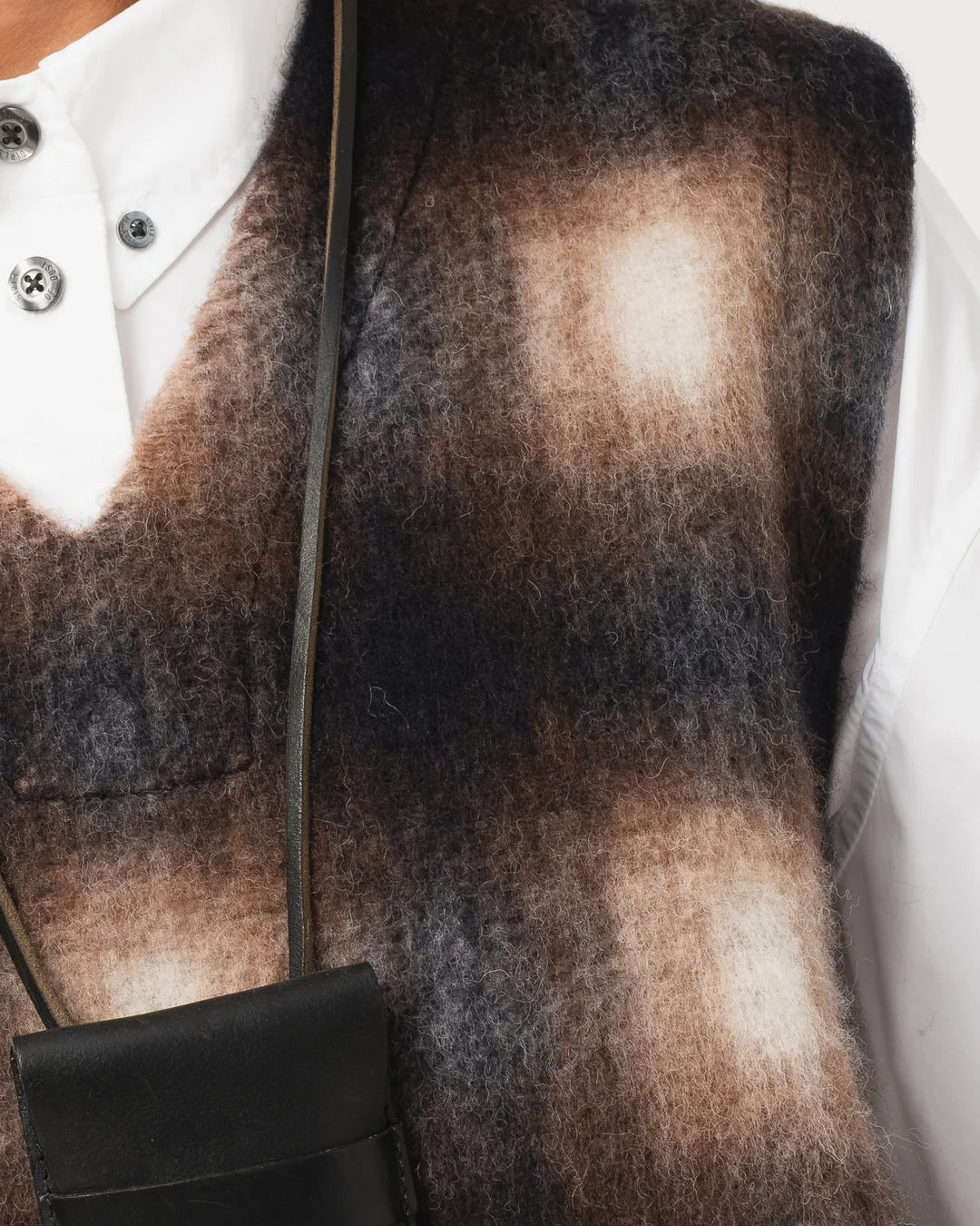 Vee Vest